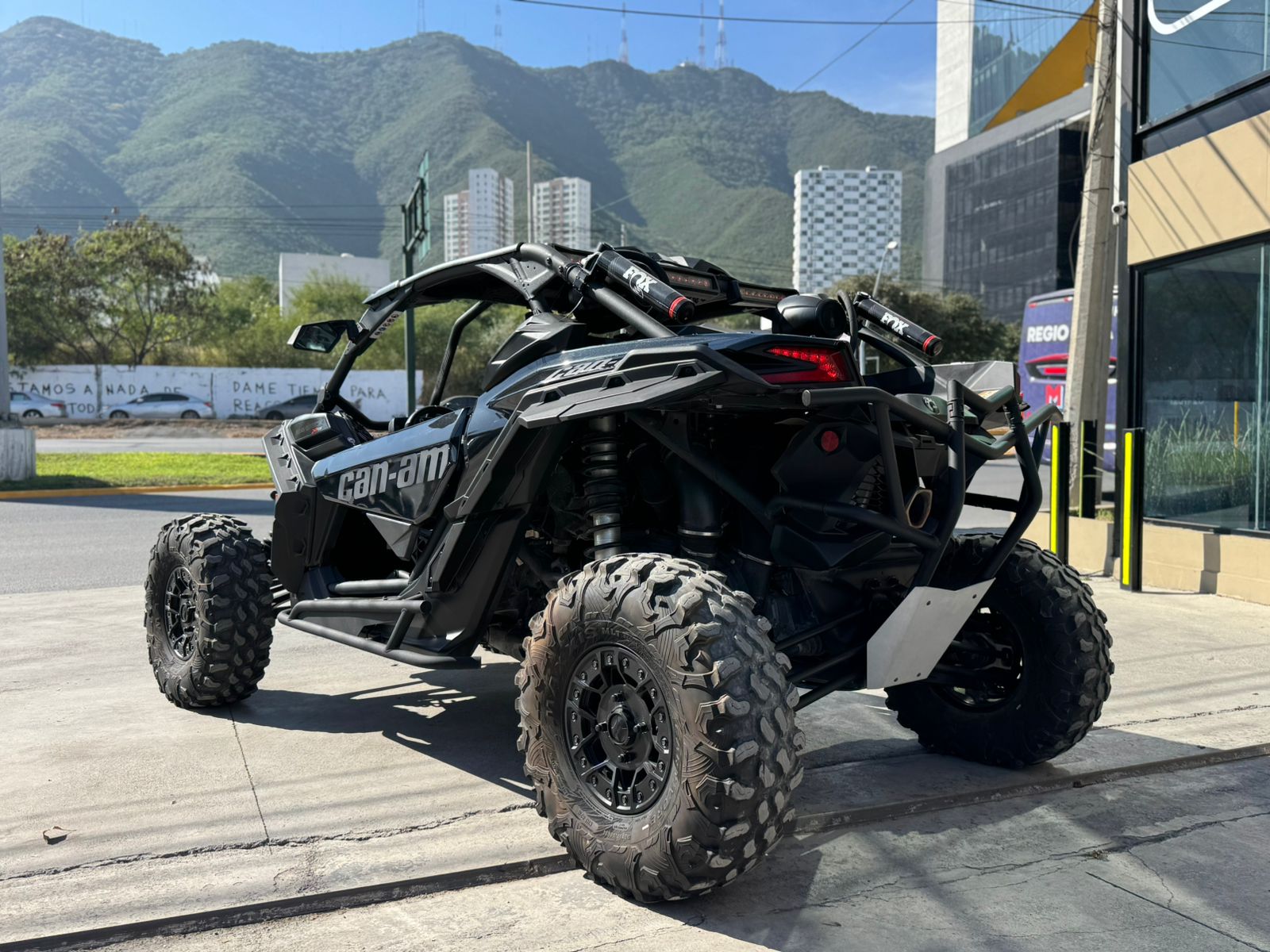 Can-am Maverick XRS